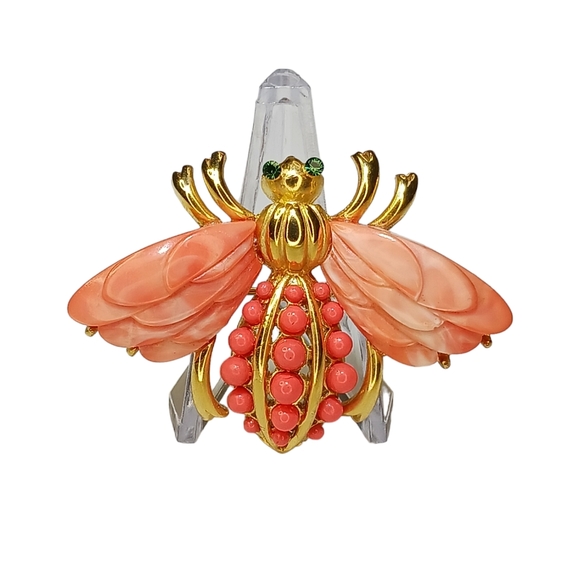 Rare Signed Hattie Carnegie Vintage Bee Peach Lucite Coral Colored Brooch Pin - Picture 9 of 16